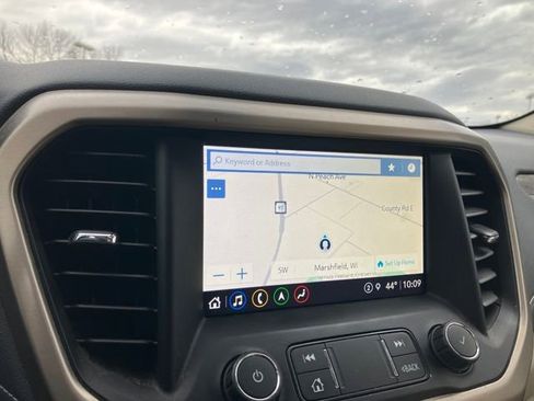 Used 2021 GMC Acadia Denali w/ Denali Ultimate Package image 3