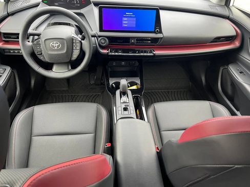 Certified 2025 Toyota Prius Plug-In Hybrid FWD image 18