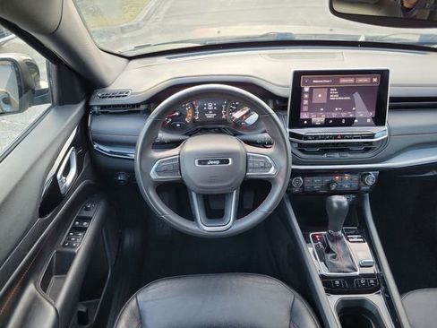 Used 2024 Jeep Compass Trailhawk image 27