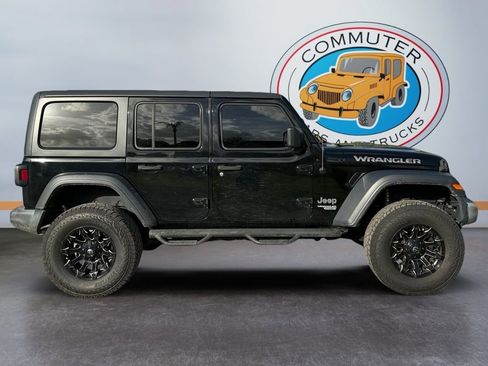 Used 2019 Jeep Wrangler Unlimited Sport S AWD/4WD image 7