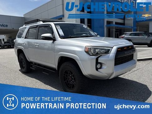 Used 2018 Toyota 4Runner SR5 Premium RWD image 1