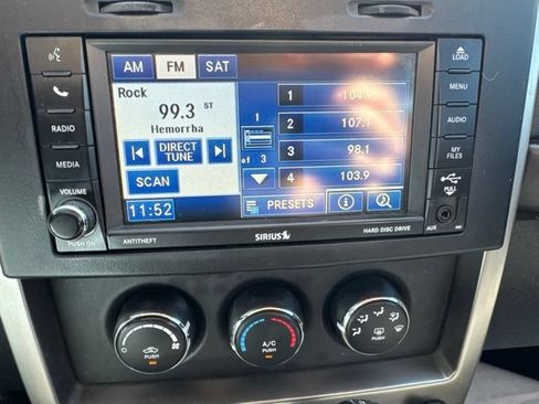 Used 2012 Jeep Liberty Sport w/ Driver Convenience Group AWD/4WD image 17