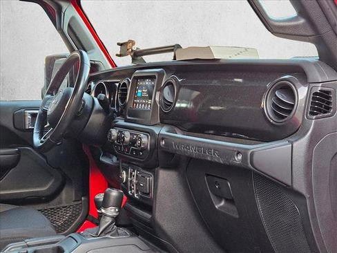 Used 2022 Jeep Wrangler Unlimited Sport AWD/4WD image 19