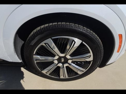 Used 2026 Cadillac Escalade IQ Luxury 2 AWD/4WD image 8
