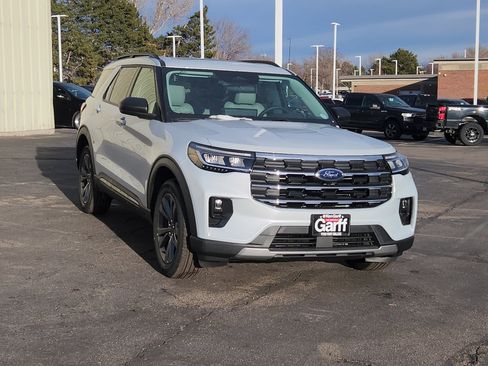 New 2026 Ford Explorer Active image 19