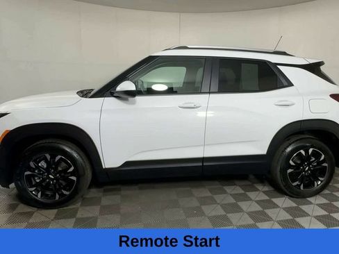 Used 2023 Chevrolet TrailBlazer LT FWD image 7