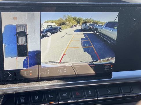 New 2024 GMC Sierra 3500 SLT w/ SLT Premium Package image 12