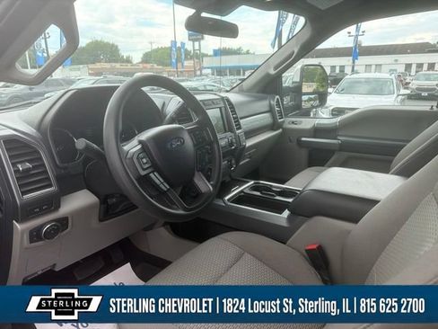 Used 2021 Ford F350 XLT w/ XLT Premium Package AWD/4WD image 5