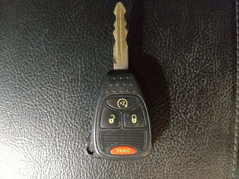 Used 2015 Jeep Wrangler Unlimited Sahara AWD/4WD image 32