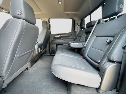New 2026 GMC Sierra 1500 Elevation w/ Preferred Package image 17