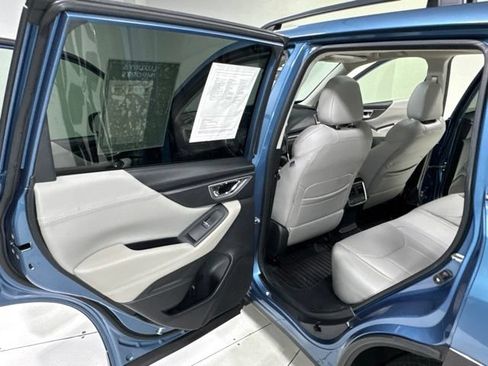Used 2019 Subaru Forester Premium AWD/4WD image 24