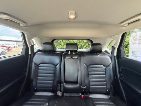Used 2017 Ford Edge SEL w/ Equipment Group 201A FWD image 43