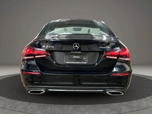 Used 2021 Mercedes-Benz A 220 4MATIC image 4