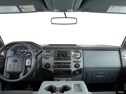 Used 2013 Ford F250 XL w/ PWR Equipment Group image 4