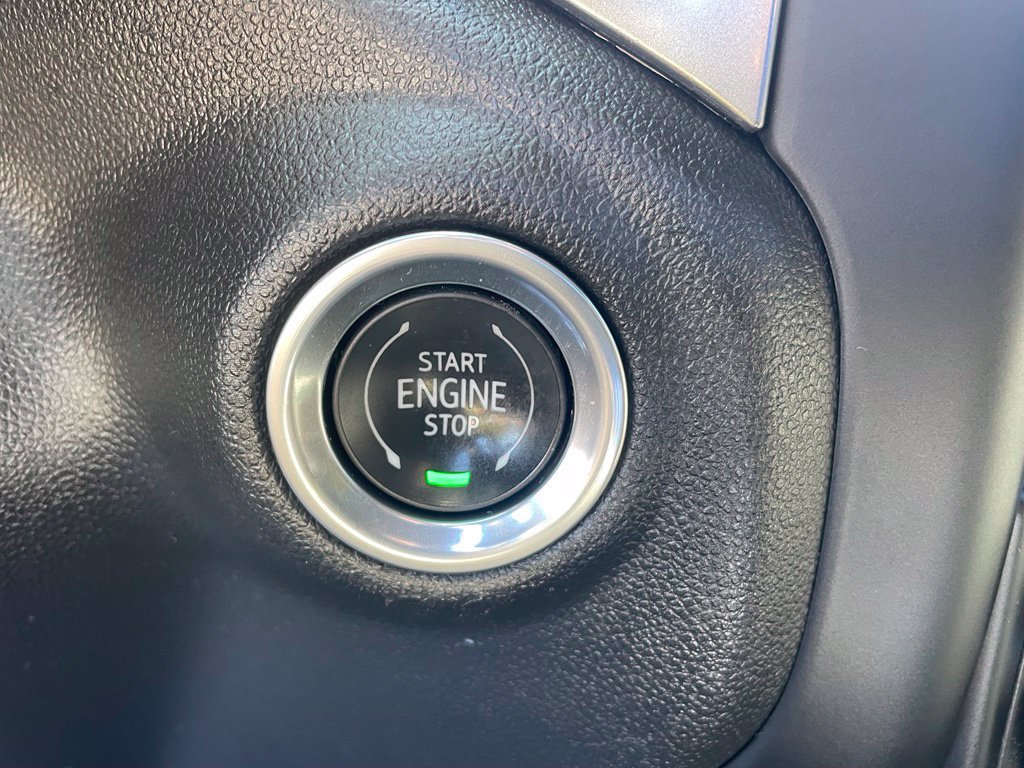 Used 2019 Chevrolet Silverado 1500 RST w/ All-Star Edition AWD/4WD image 7