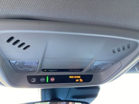 Used 2024 Chevrolet Malibu LT image 42