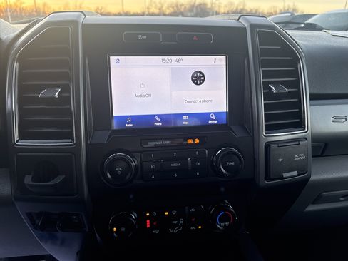 Used 2022 Ford F250 XLT w/ XLT Premium Package image 14