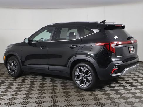 Used 2024 Kia Seltos S AWD/4WD image 9