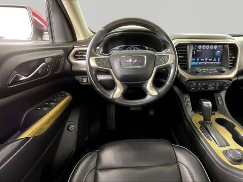 Used 2018 GMC Acadia Denali w/ Technology Package AWD/4WD image 8