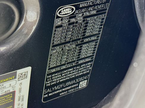 Used 2021 Land Rover Range Rover Velar R-Dynamic HSE image 31