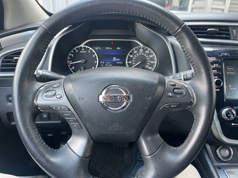 Used 2020 Nissan Murano SV AWD/4WD image 9