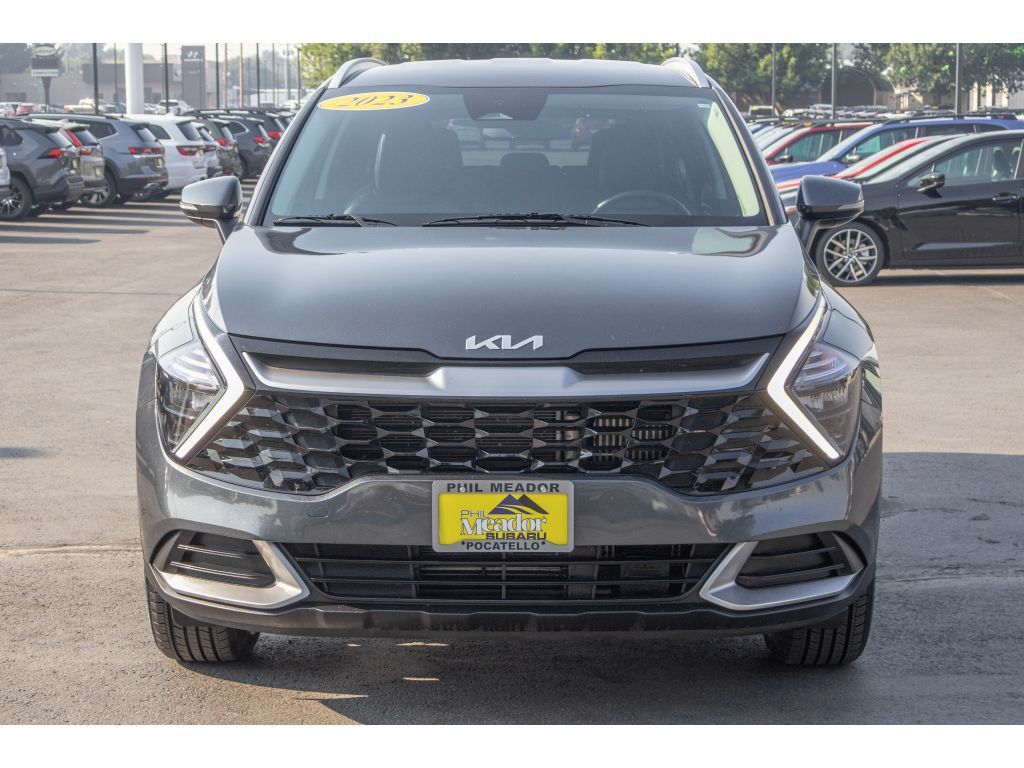 Used 2023 Kia Sportage EX AWD/4WD image 8