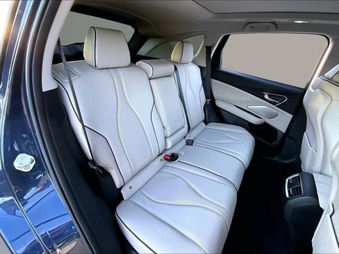 Used 2025 Acura RDX SH-AWD w/ Advance Package image 19