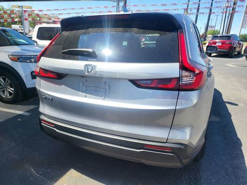 Used 2025 Honda CR-V EX image 13