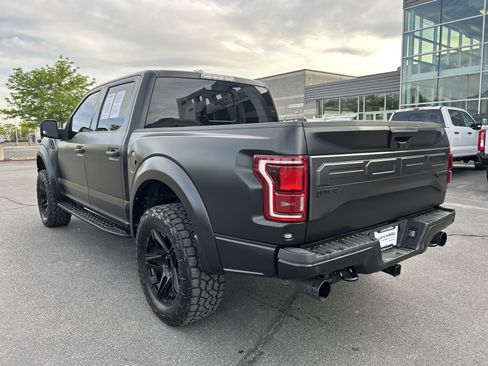 Used 2018 Ford F150 Raptor w/ Equipment Group 802A Luxury AWD/4WD image 3