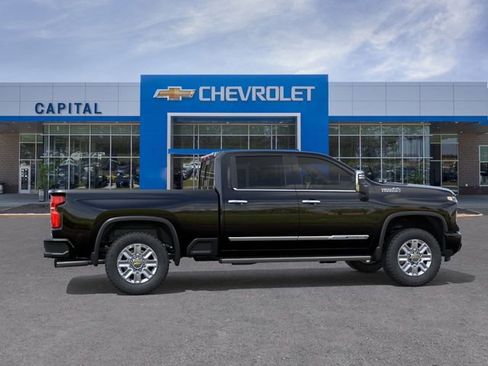 New 2026 Chevrolet Silverado 2500 High Country w/ High Country Premium Package AWD/4WD image 5