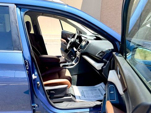 Used 2022 Subaru Ascent Touring AWD/4WD image 9