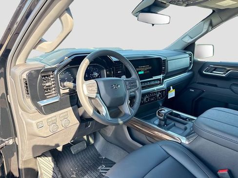 New 2026 Chevrolet Silverado 1500 LT Trail Boss w/ Convenience Package II image 9