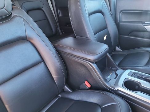 Used 2019 Chevrolet Colorado ZR2 w/ Colorado ZR2 Bison Edition image 27