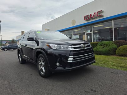 Used 2018 Toyota Highlander Limited Platinum
