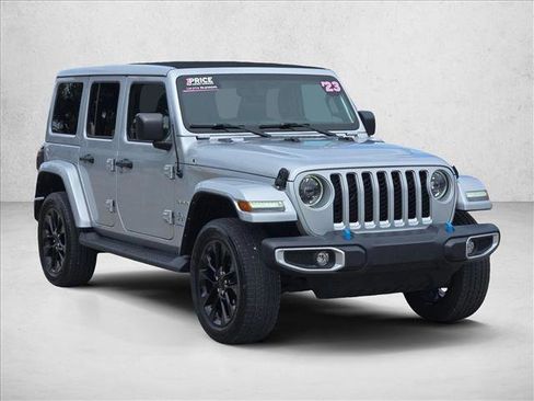 Used 2023 Jeep Wrangler Unlimited Sahara w/ Cold Weather Group AWD/4WD image 3