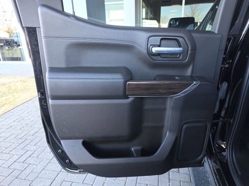 Used 2022 Chevrolet Silverado 1500 RST w/ LPO, Dark Essentials Package image 16