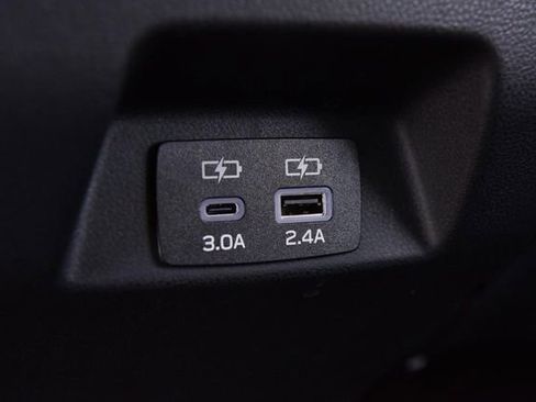 Used 2024 Subaru Crosstrek 2.5i Limited w/ Crosstrek Mirror Package image 22