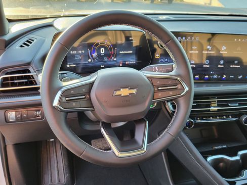 New 2026 Chevrolet Traverse LT FWD image 16