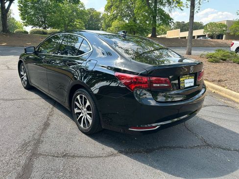Used 2016 Acura TLX w/ Technology Package FWD image 3