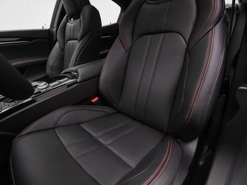 New 2024 Maserati Ghibli Modena image 49