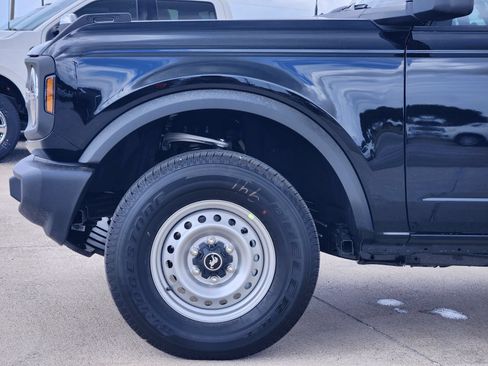 New 2026 Ford Bronco 4-Door AWD/4WD image 9