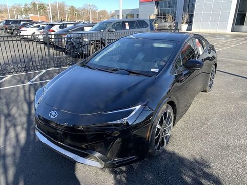 New 2025 Toyota Prius Plug-In Hybrid FWD image 1