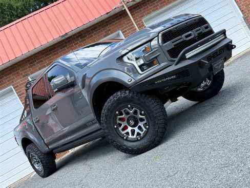 Used 2018 Ford F150 Raptor w/ Equipment Group 802A Luxury AWD/4WD image 34