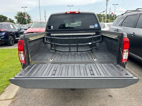 Used 2013 Nissan Frontier SV w/ SV Value Truck Pkg RWD image 25