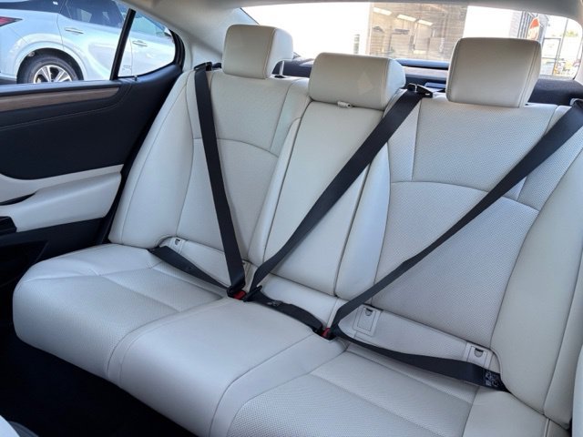 Used 2024 Lexus ES 250 w/ Premium Package AWD/4WD image 25