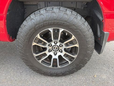 Used 2021 Nissan Titan SV w/ SV Convenience Package AWD/4WD image 28