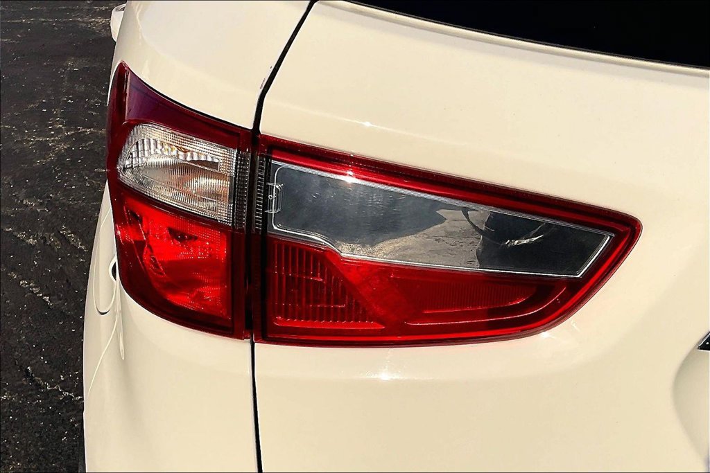 Certified 2021 Ford EcoSport Titanium FWD image 29