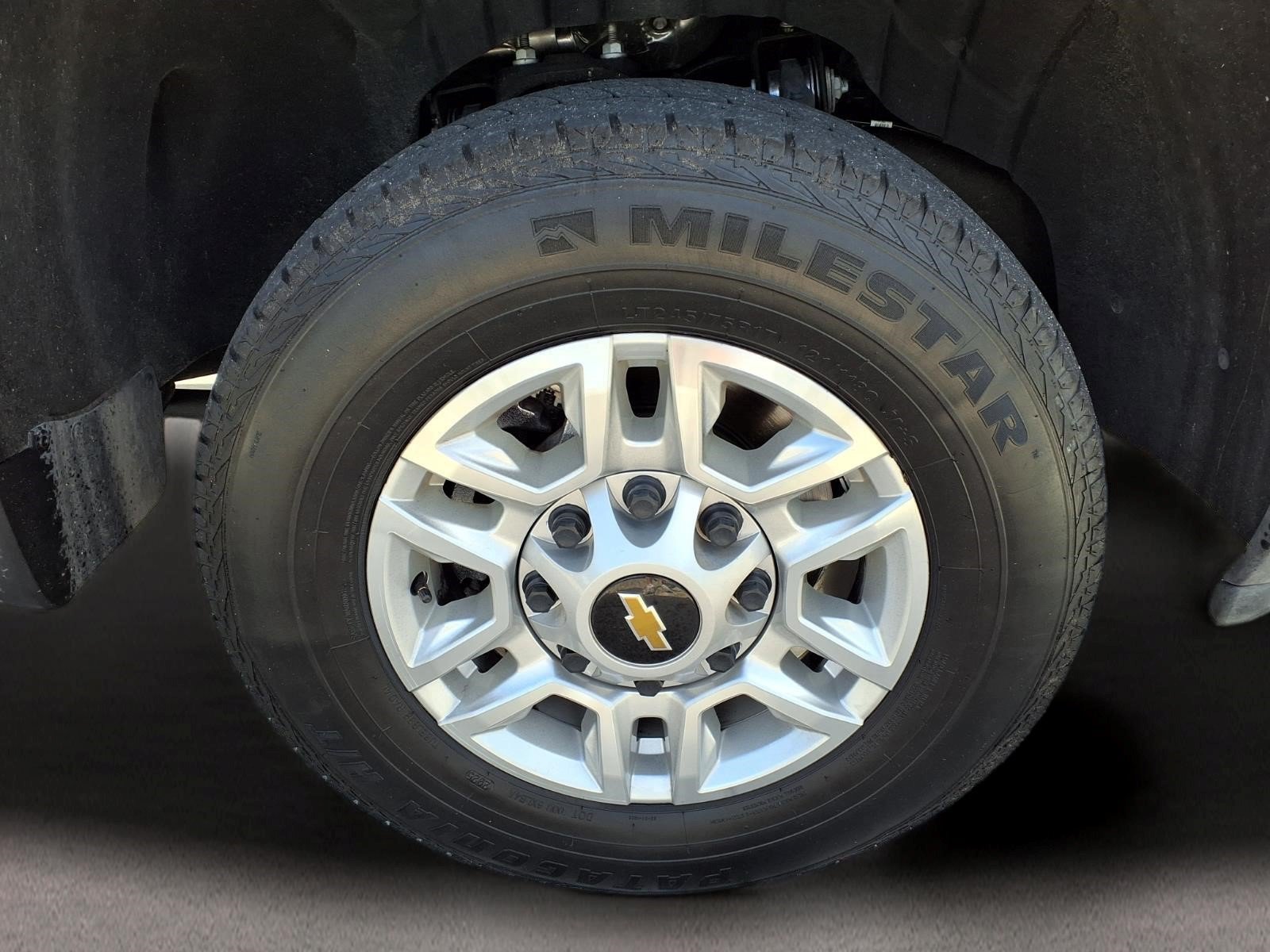 Used 2025 Chevrolet Silverado 2500 LT w/ Convenience Package AWD/4WD image 8