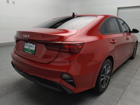 Used 2024 Kia Forte LXS FWD image 9