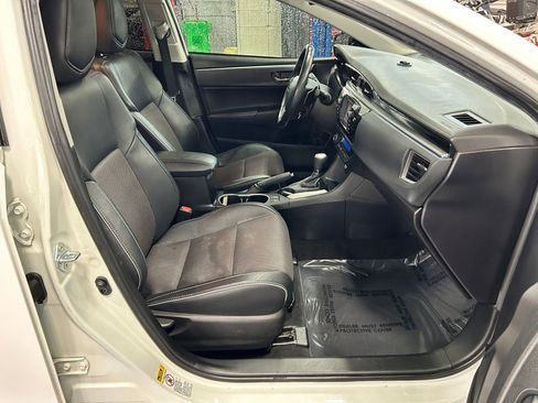 Used 2016 Toyota Corolla S w/ Driver Convenience Package image 28